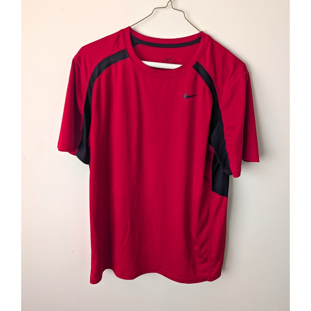Nike Dri-FIT Mens XL Red Black Short Sleeve Crew Neck Athletic Fit T-Shirt